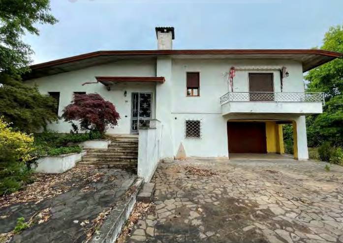 Villa, Gazzo