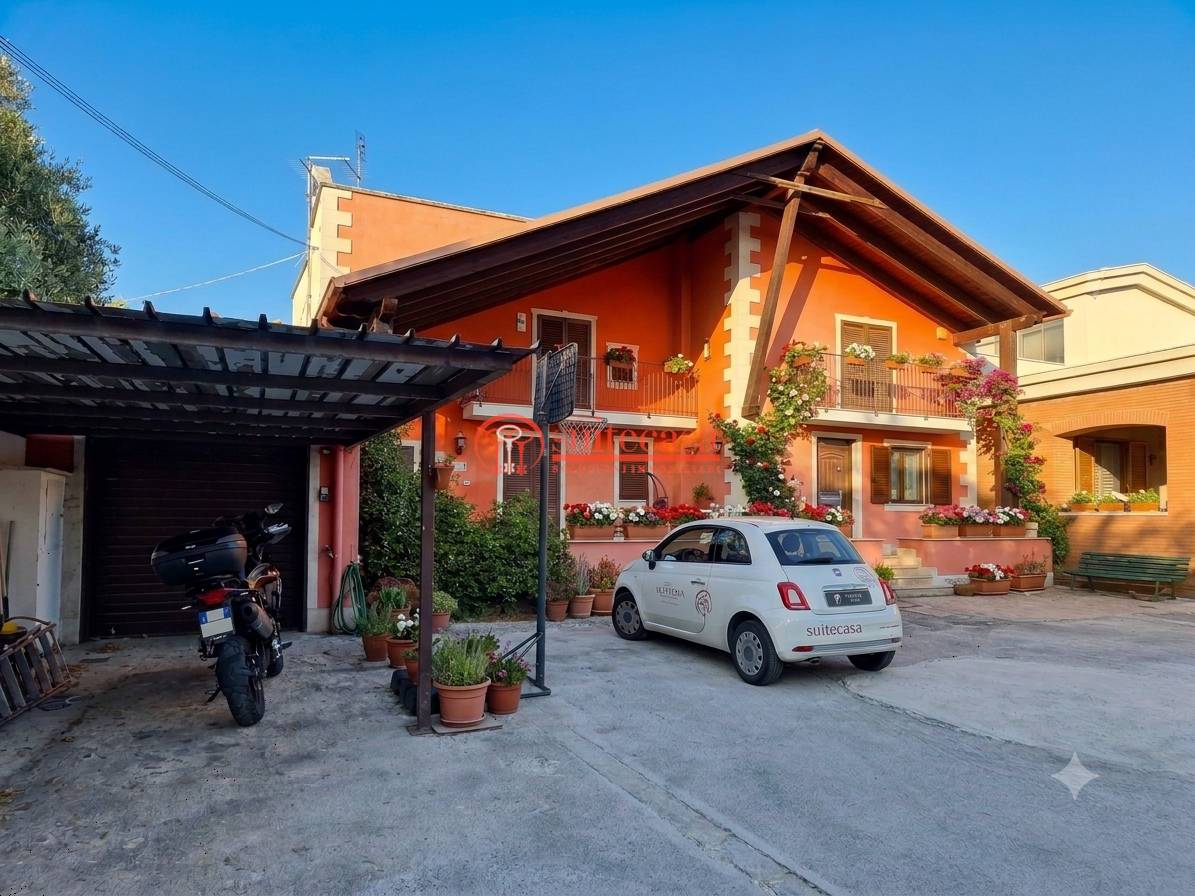 Palazzo - Stabile San Valentino - Monachelle - Pineta, Andria