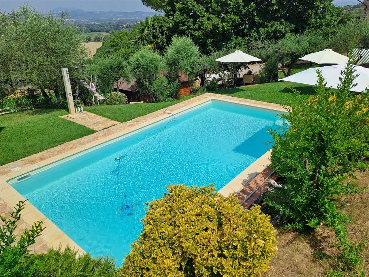 Casa Bi - Trifamiliare Pontenuovo di Torgiano, Torgiano