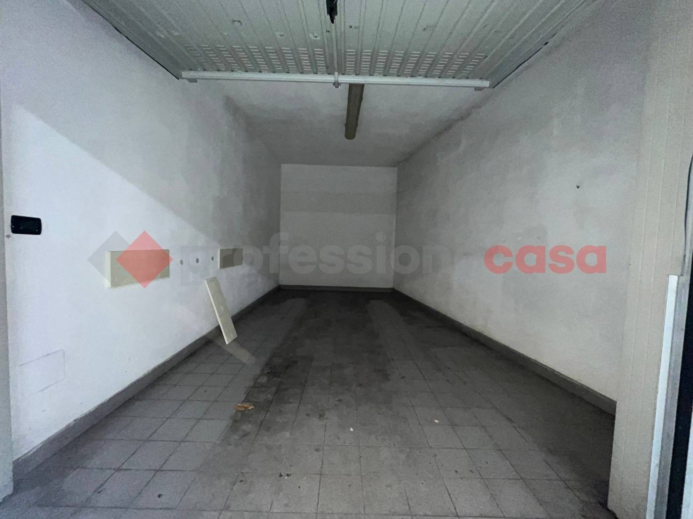 Box - Garage - Posto Auto, Torino