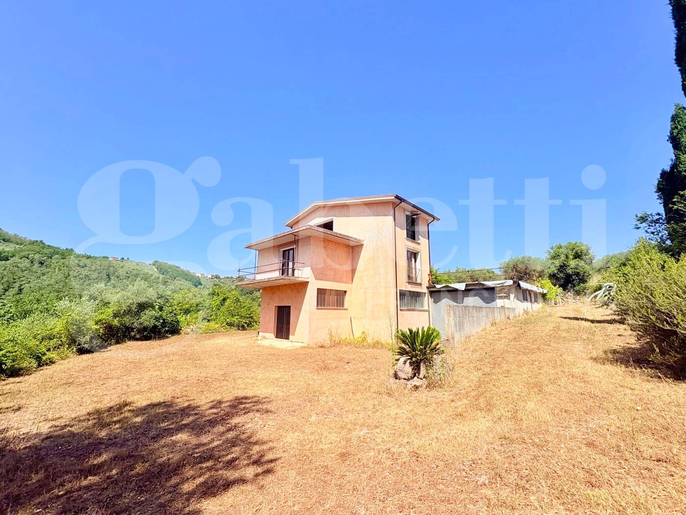 Villa, Paliano