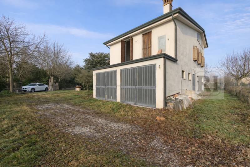Casa indipendente, Limena