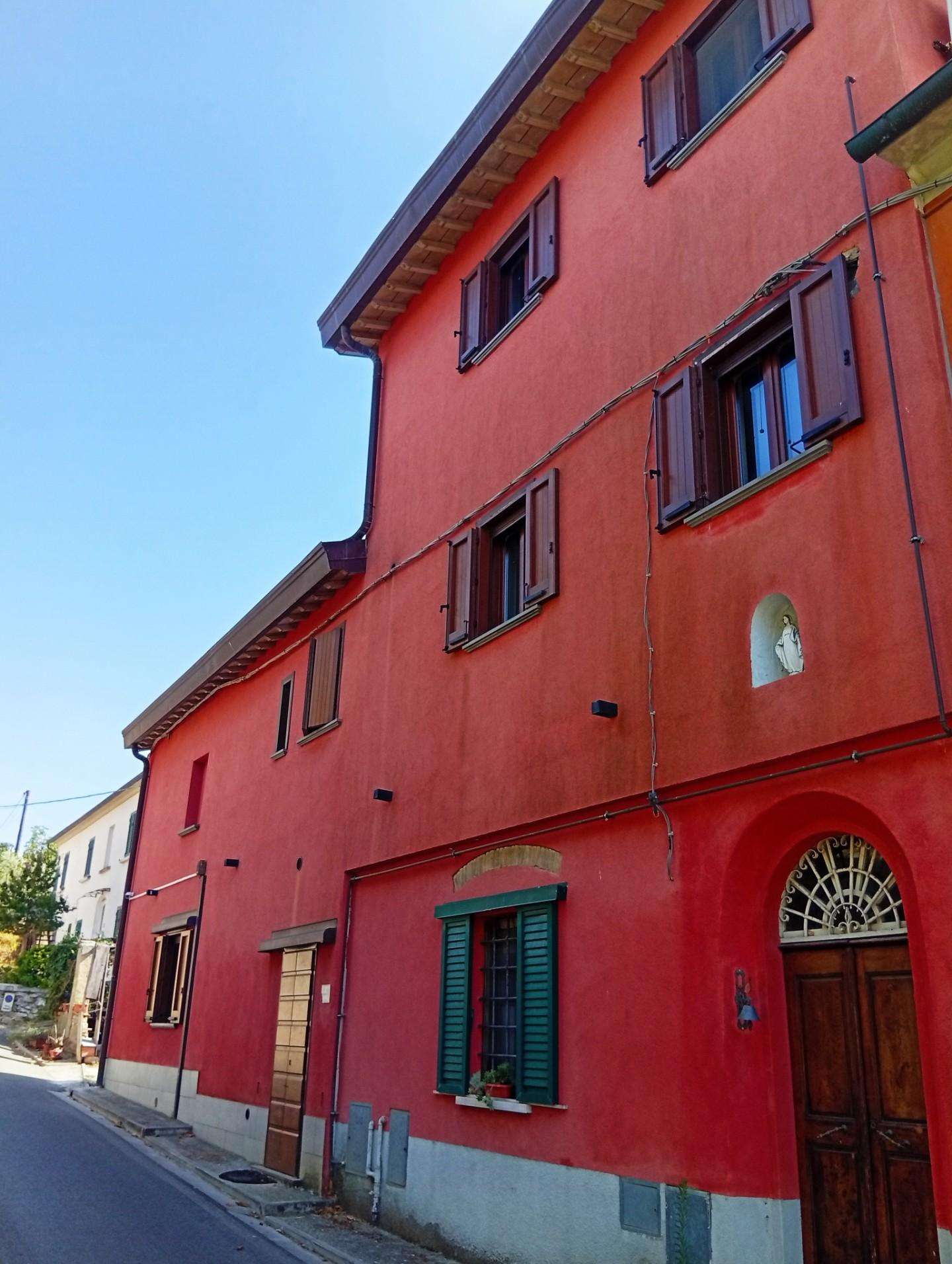 Palazzo - Stabile Via delle Vigne,, Casciana Terme Lari