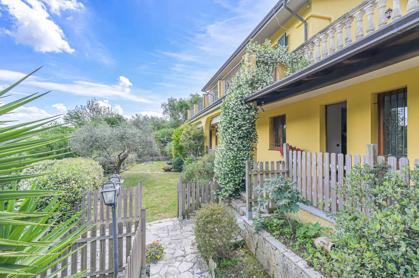 Casa indipendente via ombreseda, Vezzano Ligure