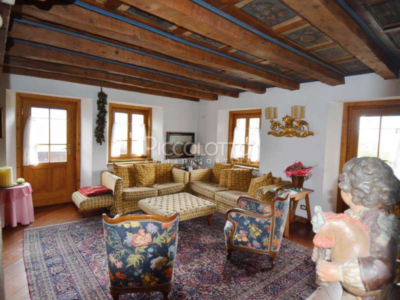 Villa in Vendita a Cortina d'Ampezzo