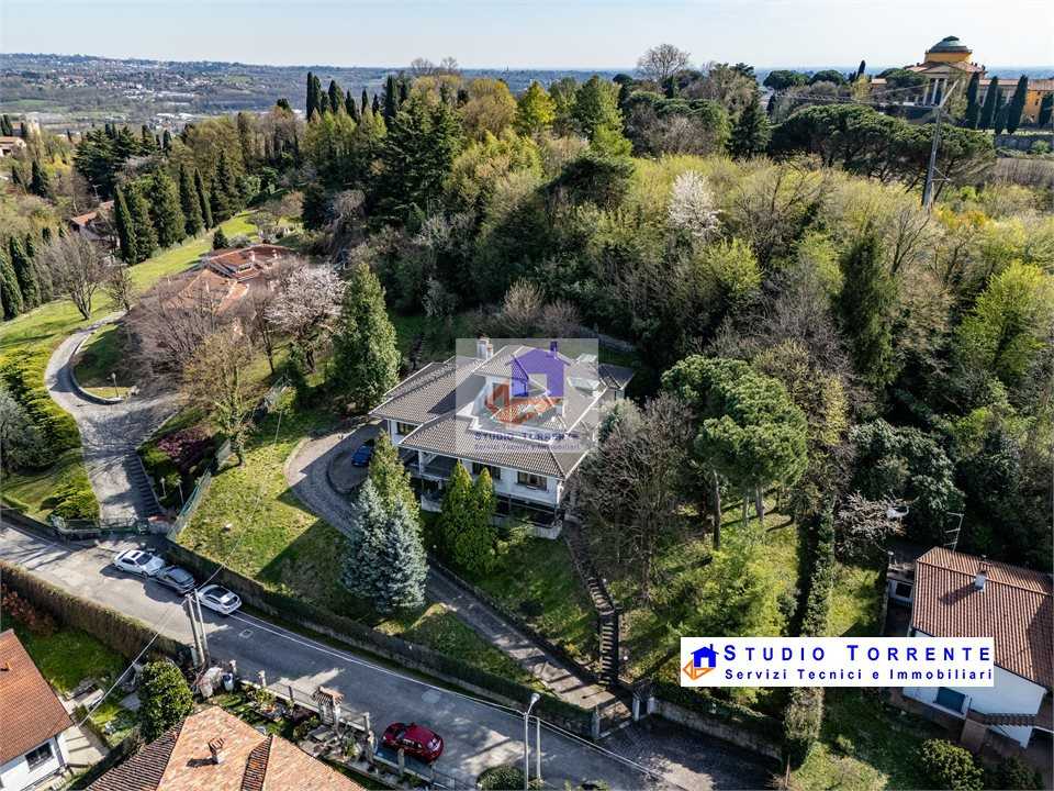 Villa Via Curcetto, Inverigo