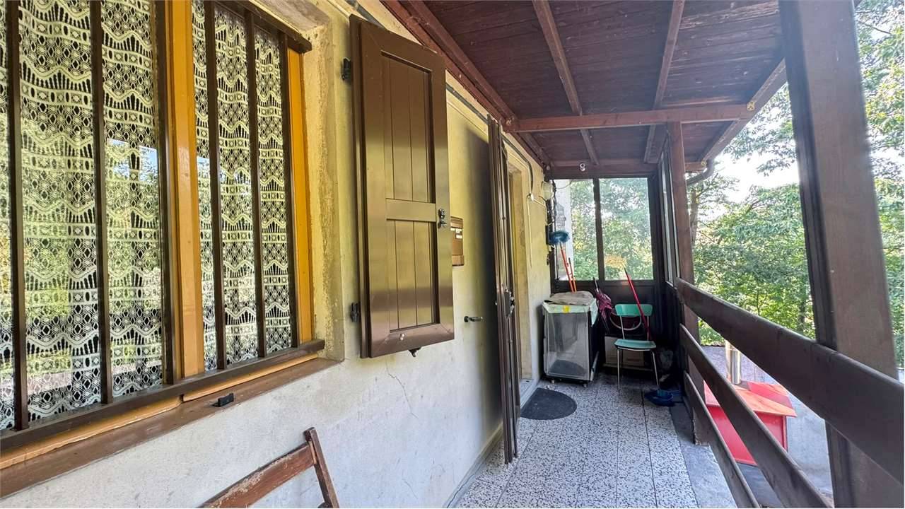 Porzione di casa, Varano de' Melegari