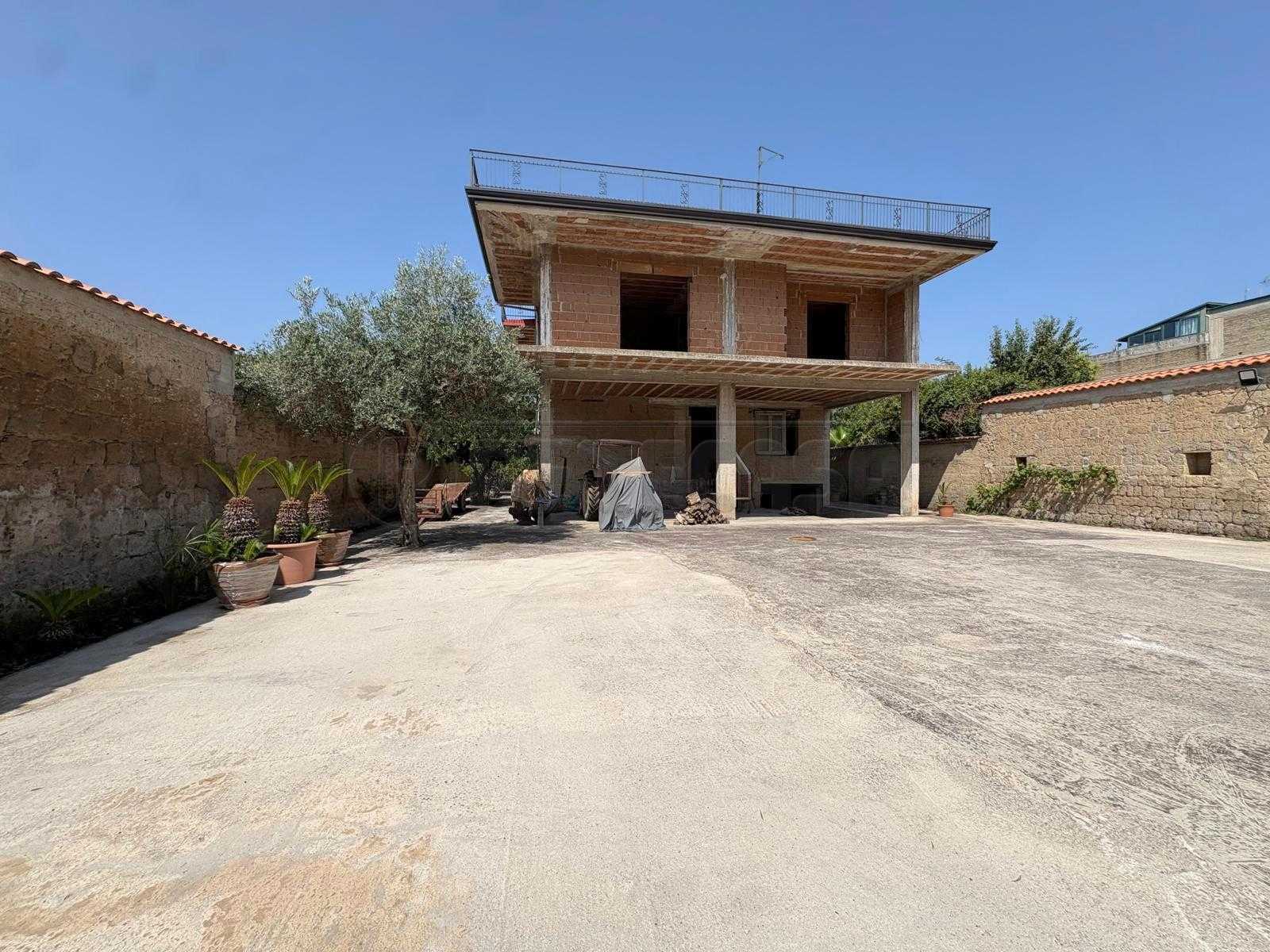 Casa indipendente Via Santa Caterina, Marcianise