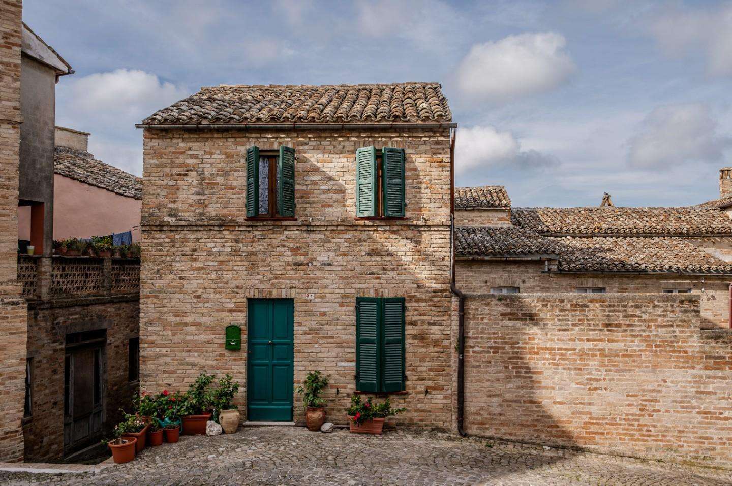 Appartamento Via Armand G. B.,  14, Cesana Torinese