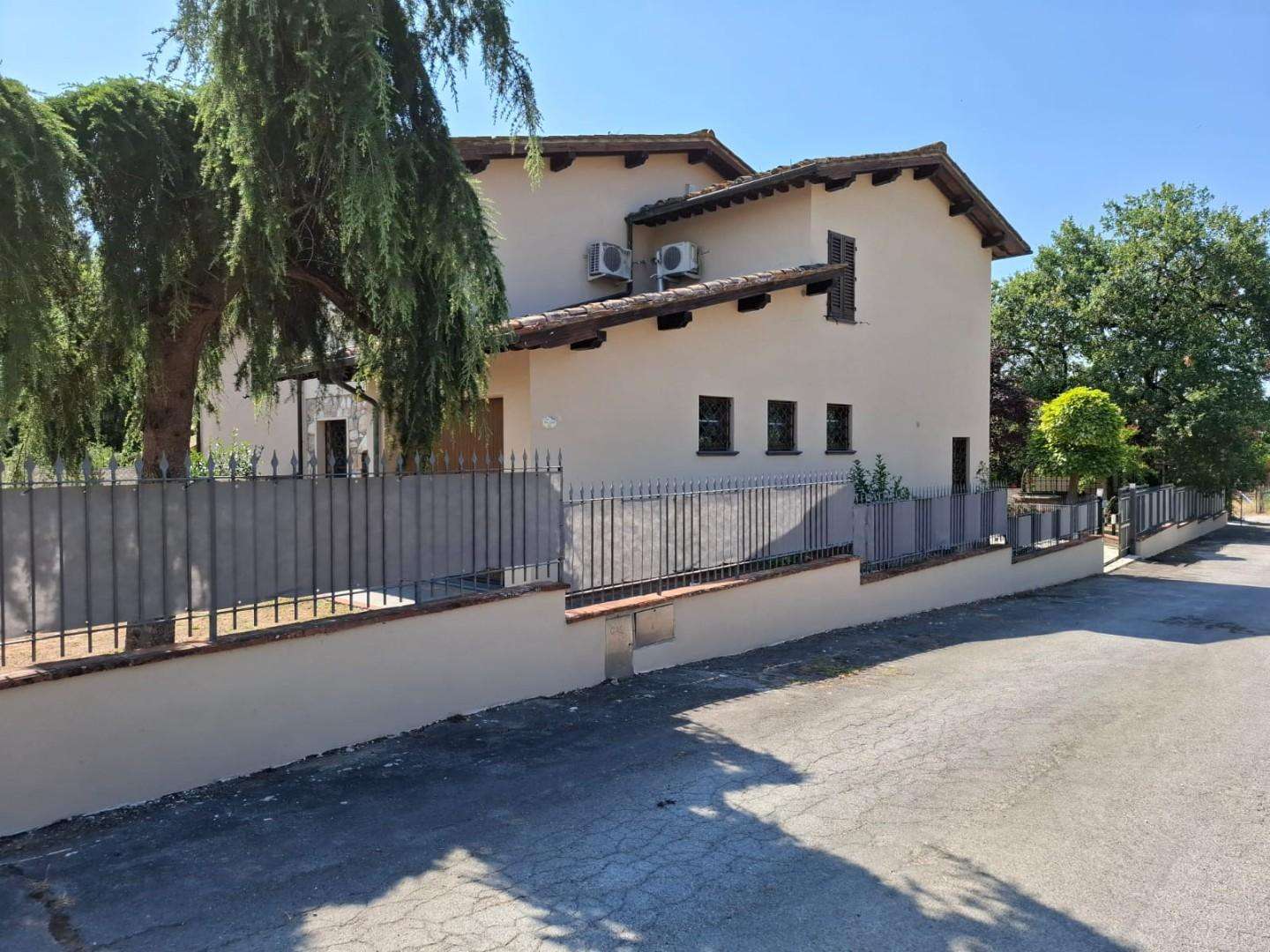 Casa Bi - Trifamiliare Via Catalani,  12, Altopascio