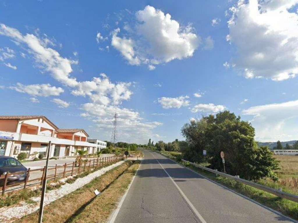 Negozio Flaminia Nord, Gualdo Tadino
