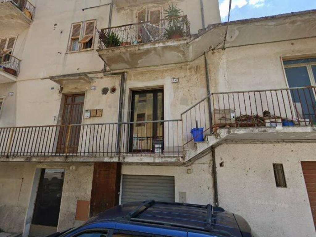 Negozio Via Sacro Cuore  3, Cerreto di Spoleto