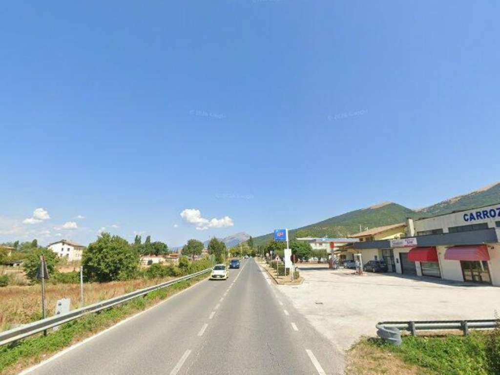 Negozio Flaminia Nord, Gualdo Tadino