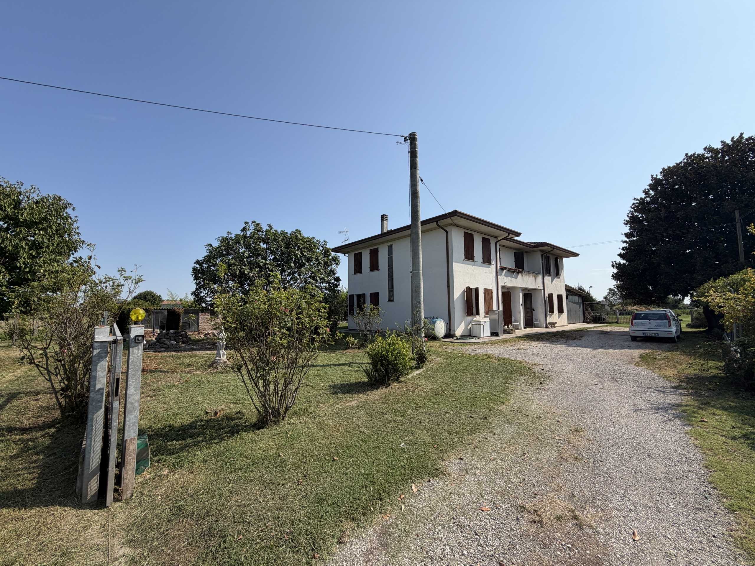 Casa indipendente Via Fossello, Lendinara