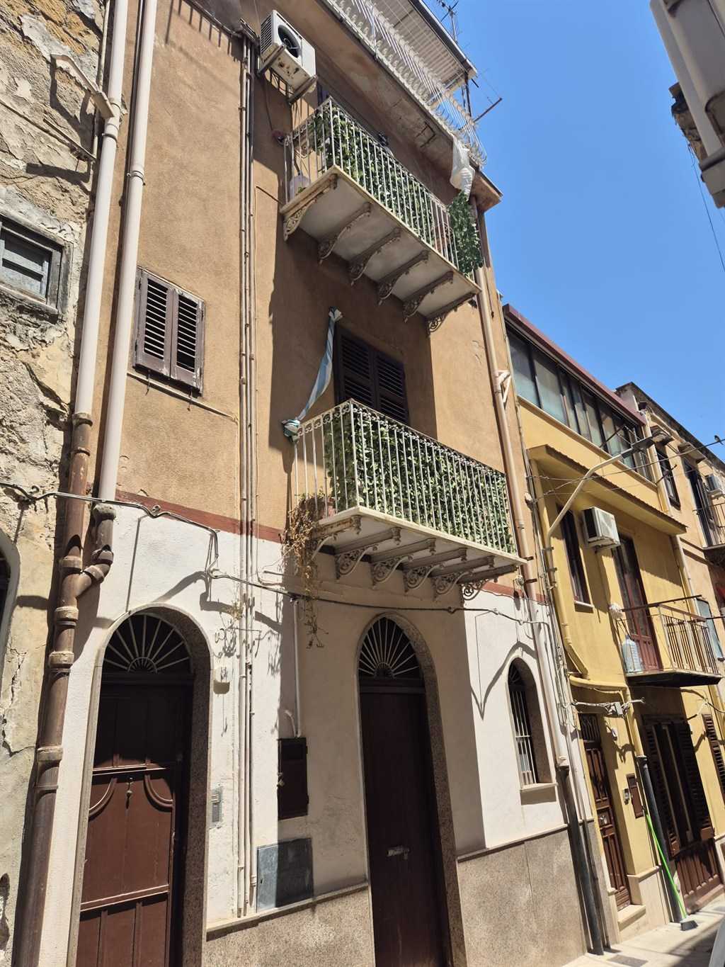 Casa indipendente Via Vittorio Amedeo, Termini Imerese