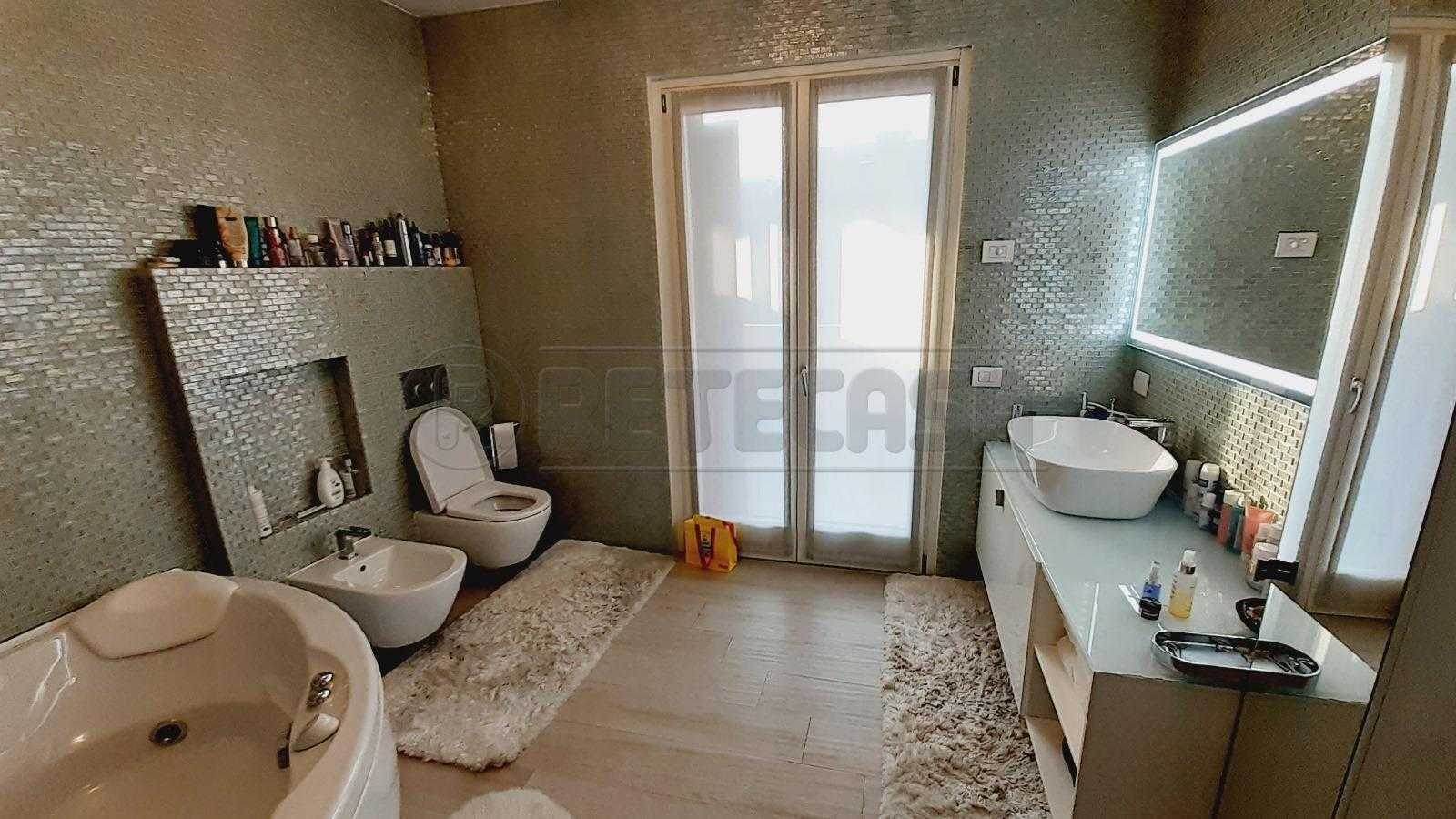  - foto 32