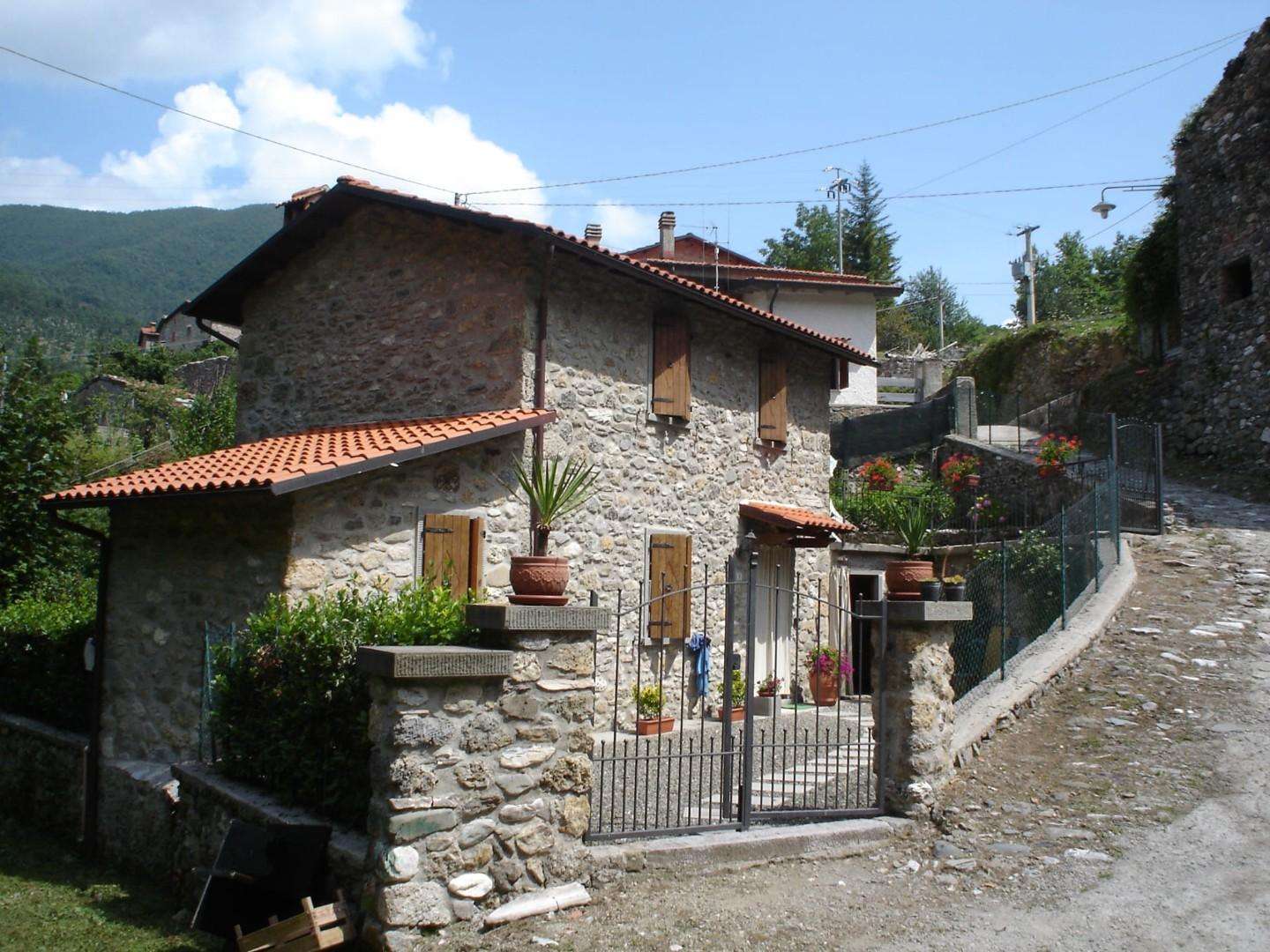 Villa Vagli Sotto LU,, Vagli Sotto