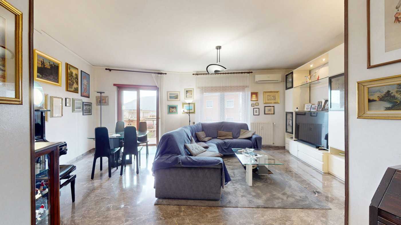Appartamento Via San Domenico, Napoli