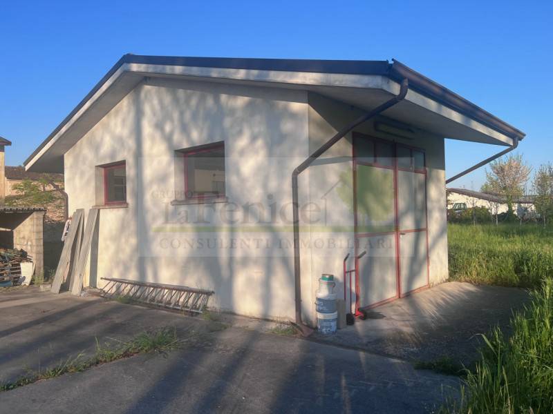 Magazzino - Deposito, Piubega