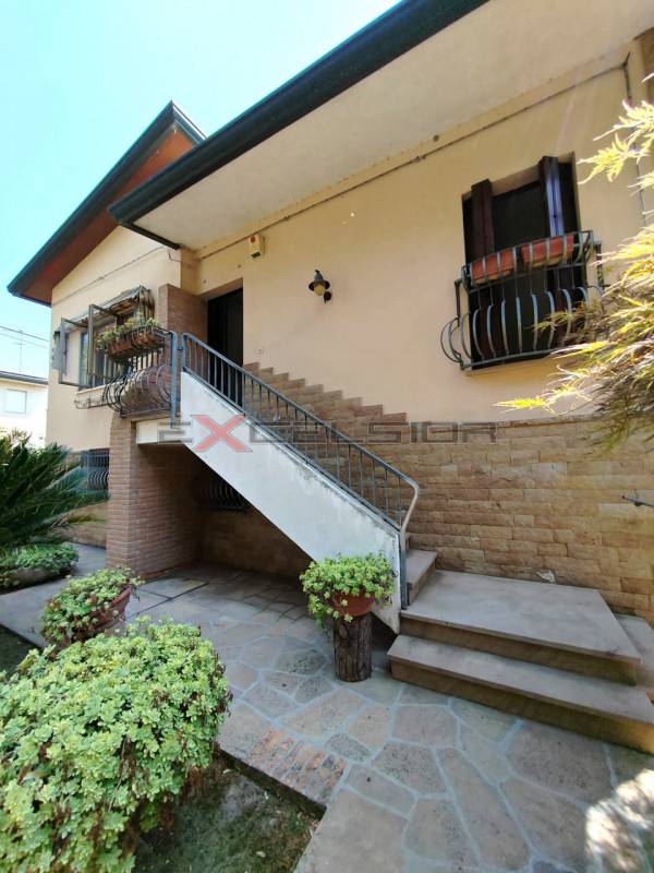 Villa Cavarzere - Centro, Cavarzere