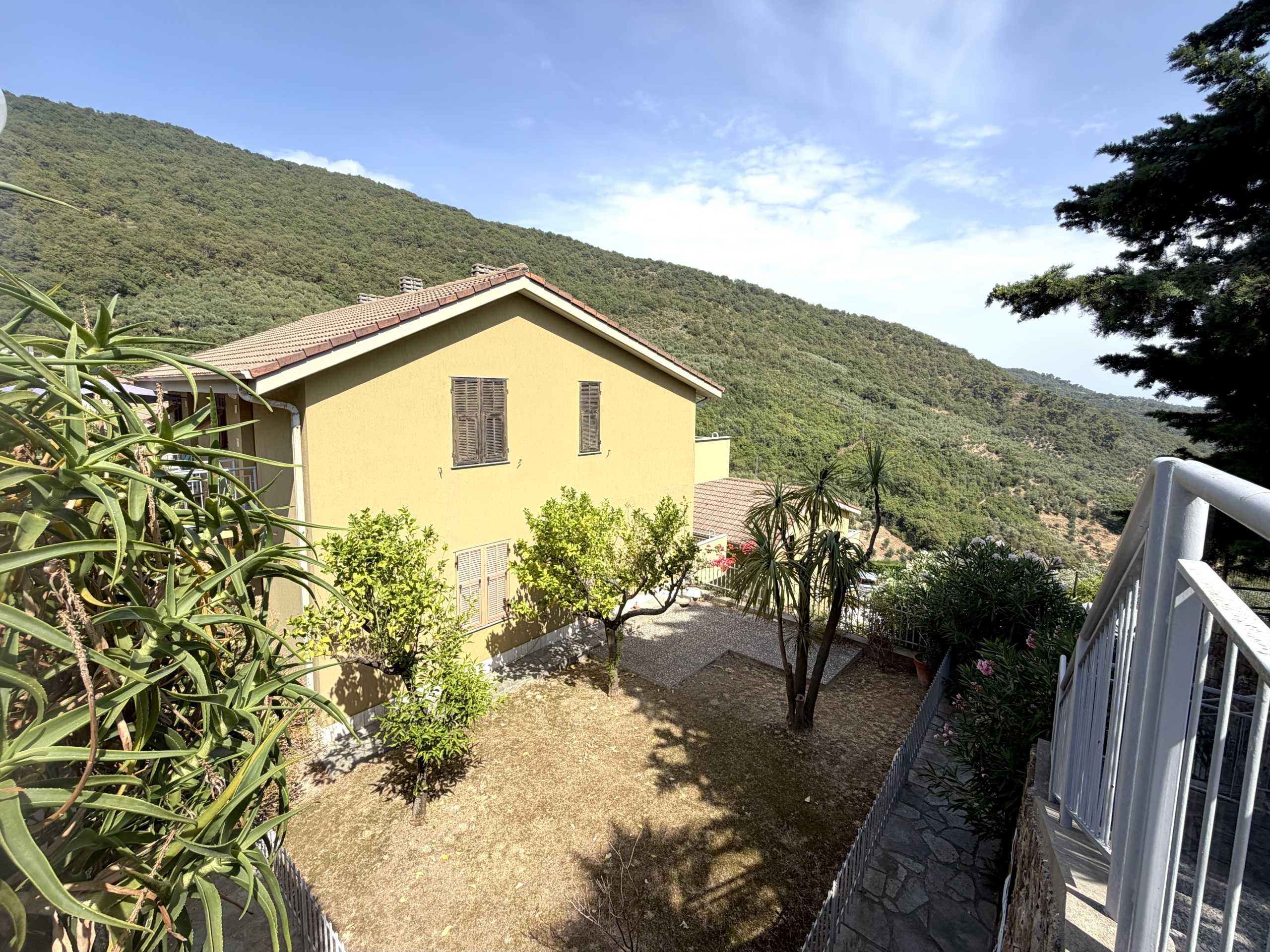 Appartamento Via Villa Costa, Diano Arentino