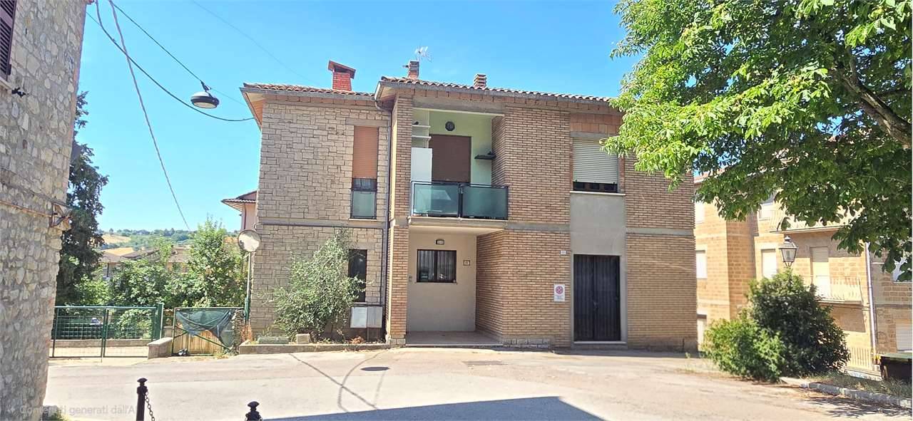 Porzione di casa, Fratta Todina