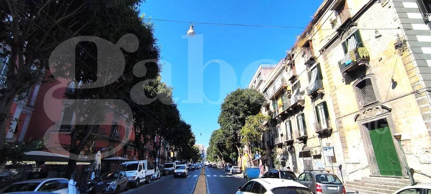 Negozio, Napoli