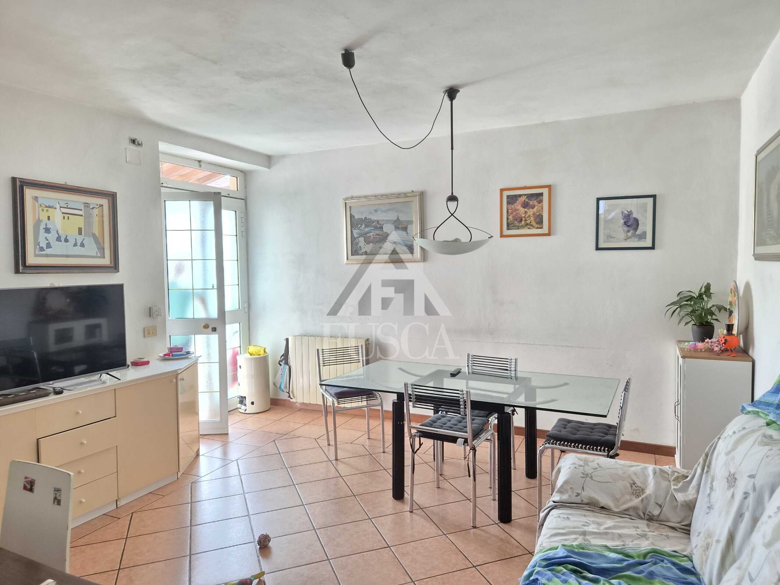 Porzione di casa Via di Casali O Sillori, Lucca