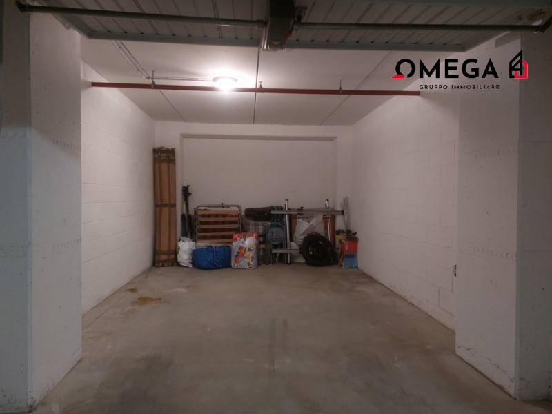 Box - Garage - Posto Auto Semicentro, Trieste