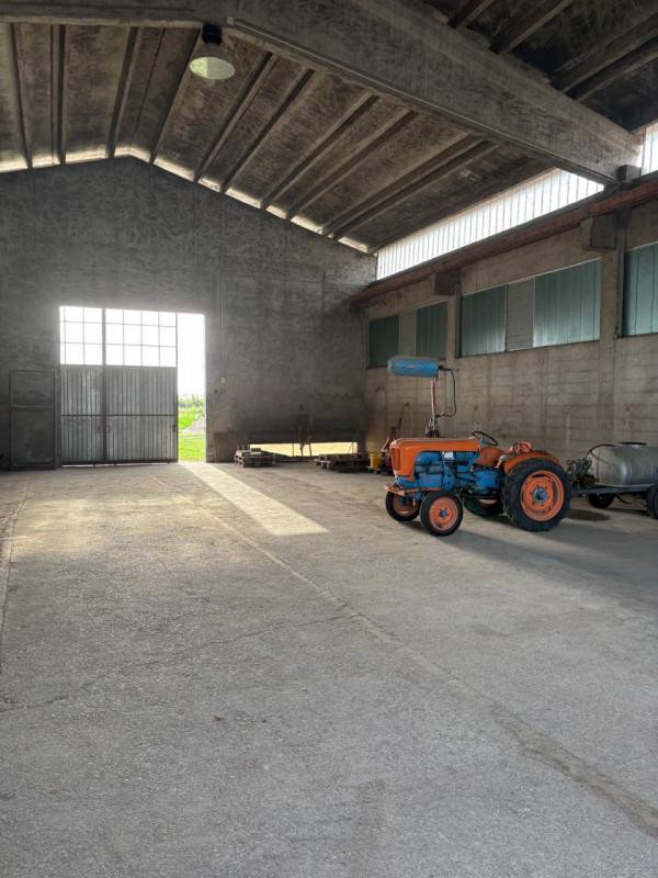 Magazzino - Deposito Dossobuono, Villafranca di Verona