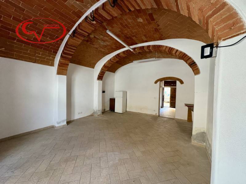 Magazzino - Deposito San Giustino Valdarno, Loro Ciuffenna