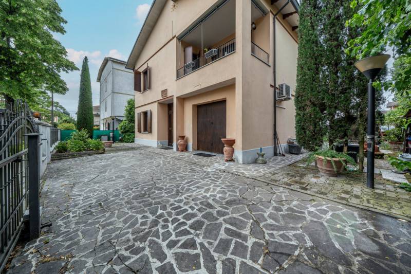 Casa indipendente San Marino, Carpi