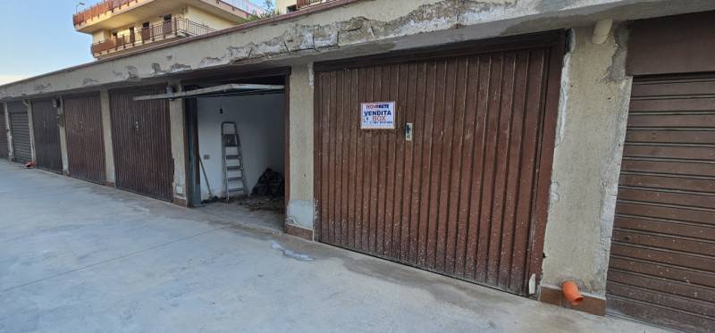 Box - Garage - Posto Auto Pallavicino, Palermo