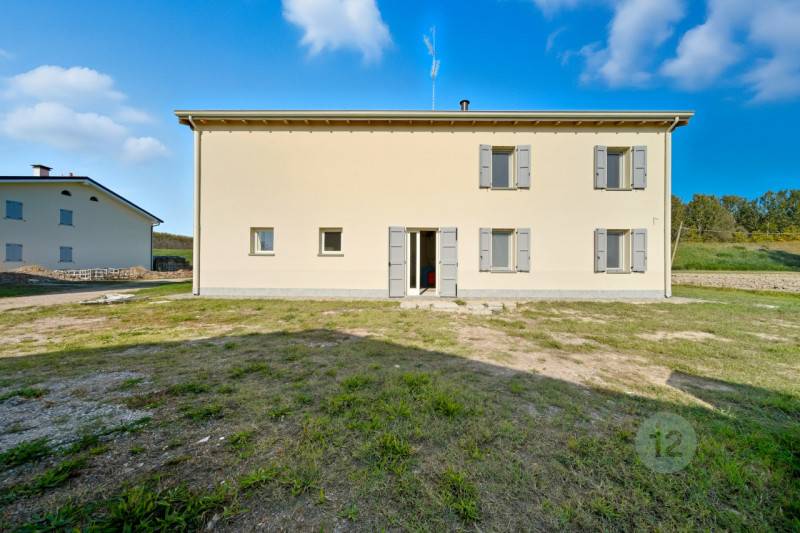 Casa indipendente Cortile, Carpi