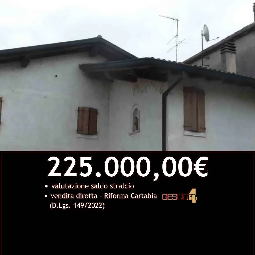 Porzione di casa, Concamarise