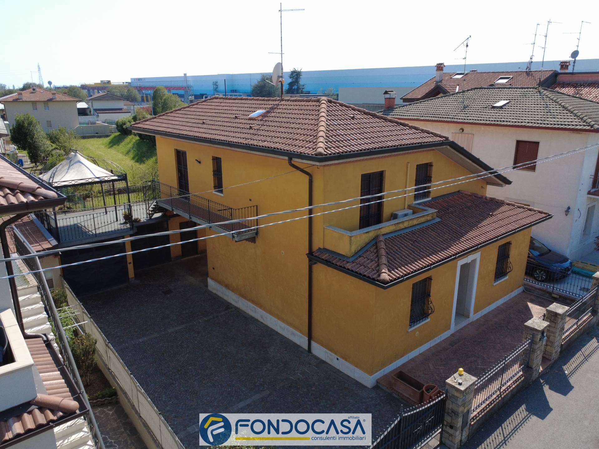 Casa indipendente, Castegnato