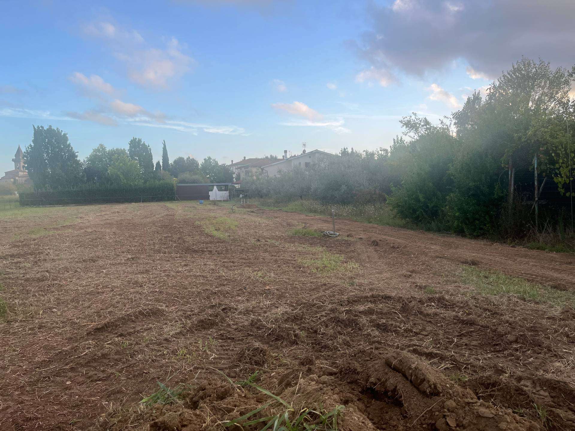 Terreno agricolo via di mezzo sud 12, Cascina