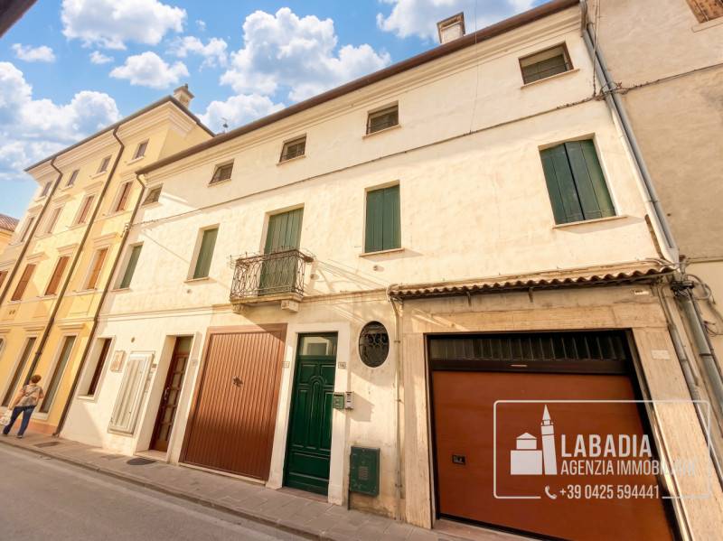 Casa Bi - Trifamiliare Badia Polesine - Centro, Badia Polesine