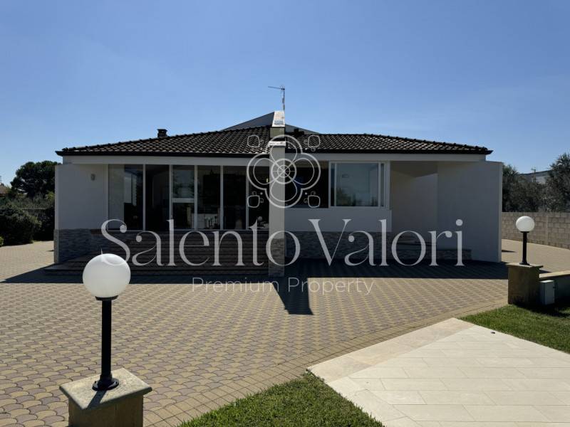Villa Parabita, Parabita