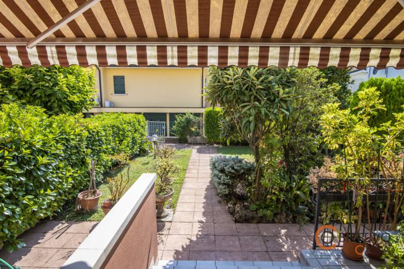 Casa Bi - Trifamiliare Cadoneghe, Cadoneghe