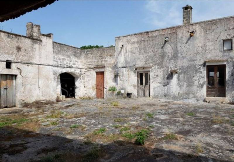 Villa, Galatina