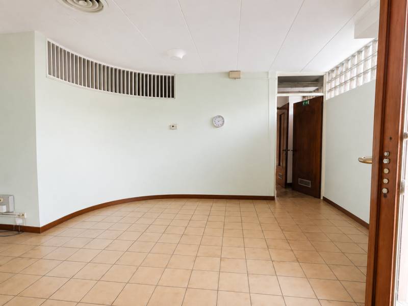 Ufficio, Vicenza