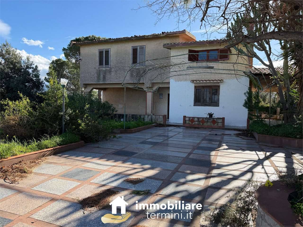 Villa, Termini Imerese