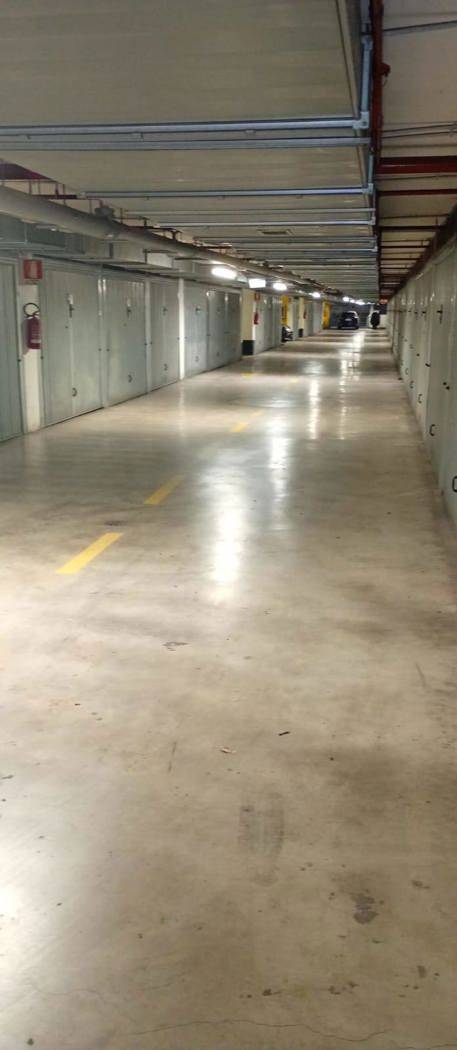 Box - Garage - Posto Auto, Roma