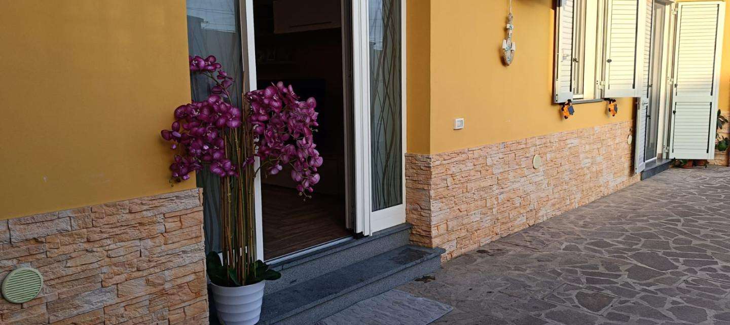 Casa Bi - Trifamiliare Via Tosco Romagnola,, Cascina
