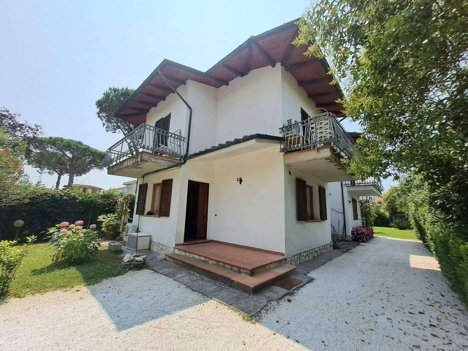 Casa Bi - Trifamiliare V. Foce Morta,  54038, Montignoso