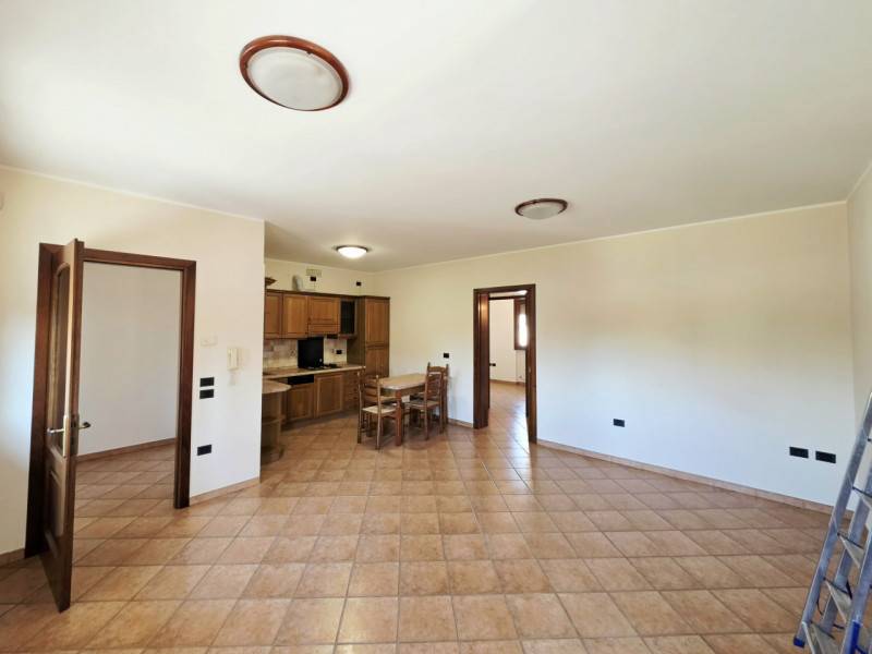 Casa Bi - Trifamiliare Villa Estense - Centro, Villa Estense