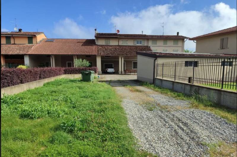 Casa indipendente Orzinuovi, Orzinuovi