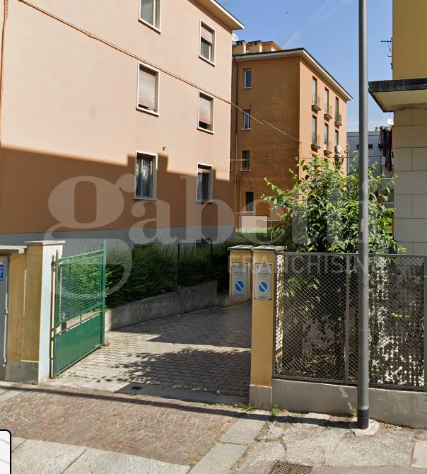 Box - Garage - Posto Auto, Bologna