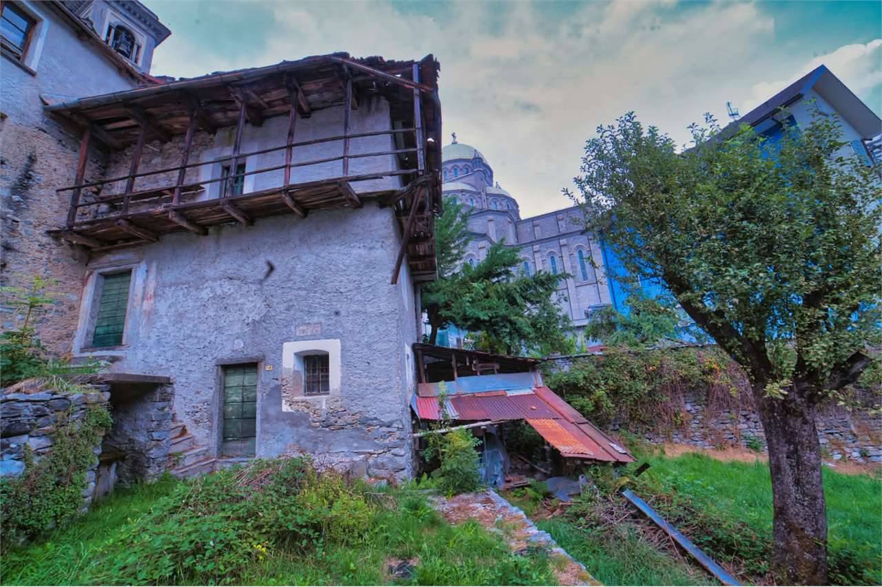 Rustico, Re